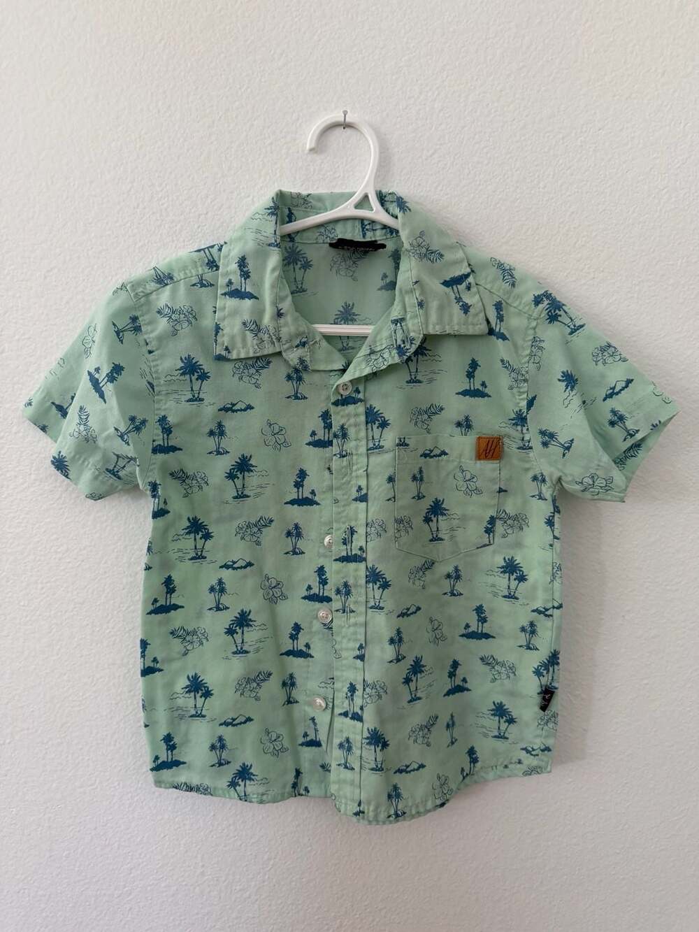 American Hawk Boys Short Sleeve Tropical Palm Print Button-Down Shirt, Size 4